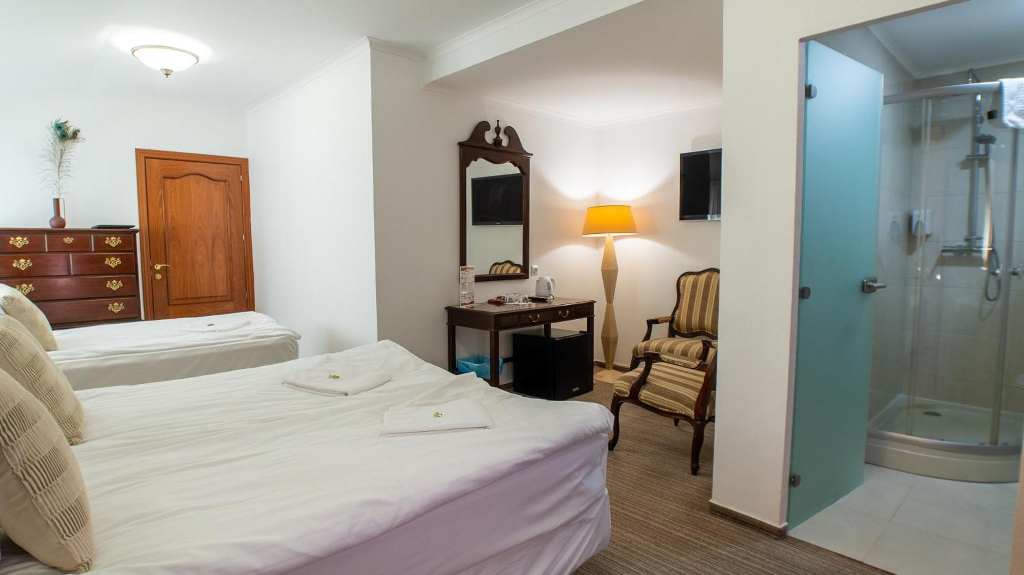 Opera16 Guestrooms Budapest Eksteriør billede